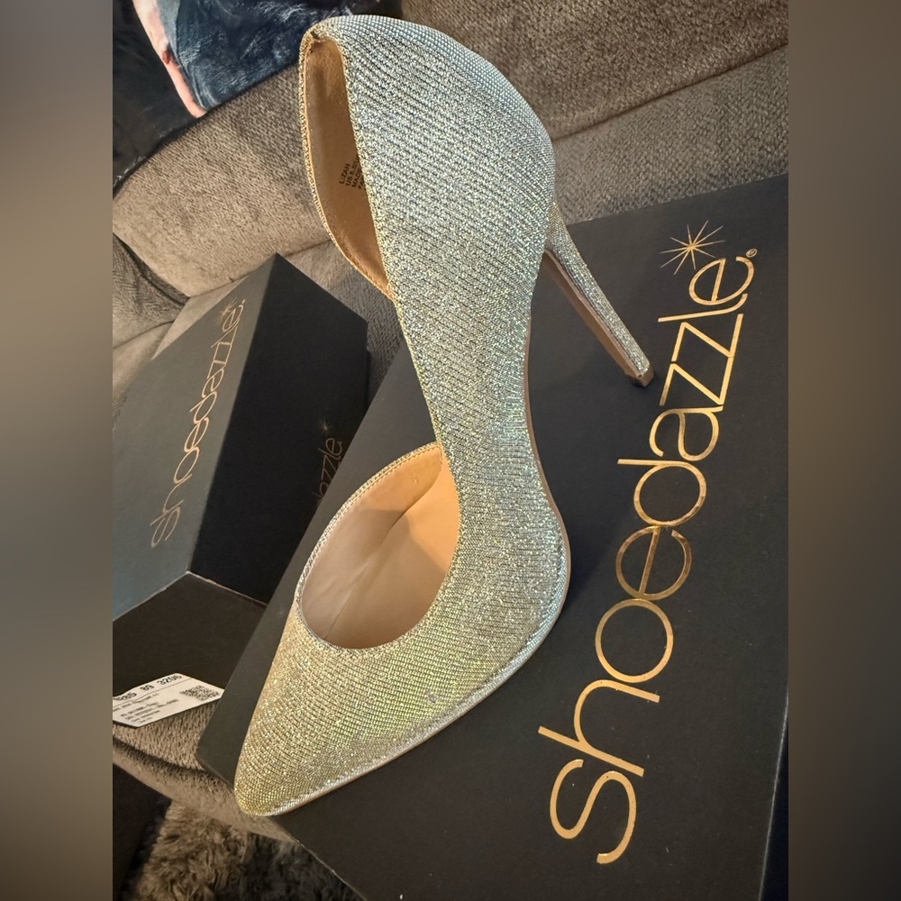 Shoe Dazzle Sparkling Gold Heels